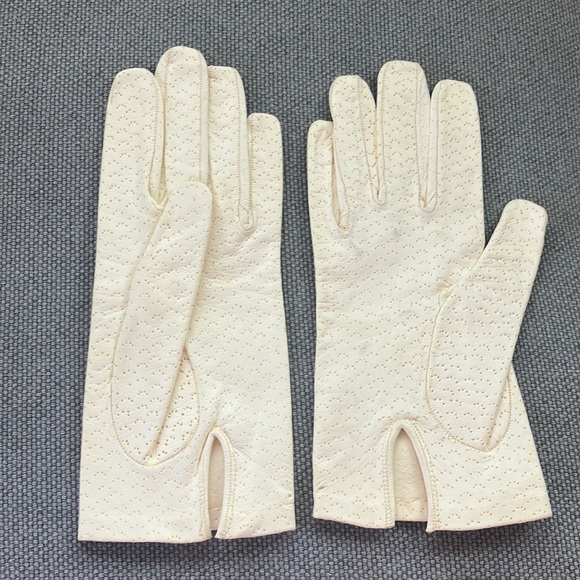 Accessories - Vintage 1950s White Capretto Lavabile Leather gloves Sz 5/5.5 or XS Italy Rare